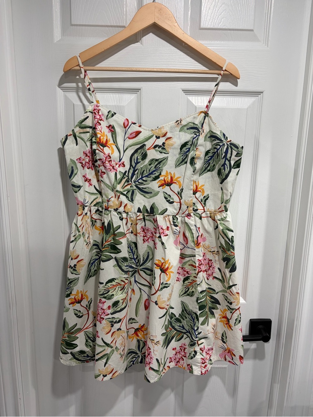H&M Women’s Floral Spaghetti Strap Flared-Skirt Cotton Sundress Cinched Waist